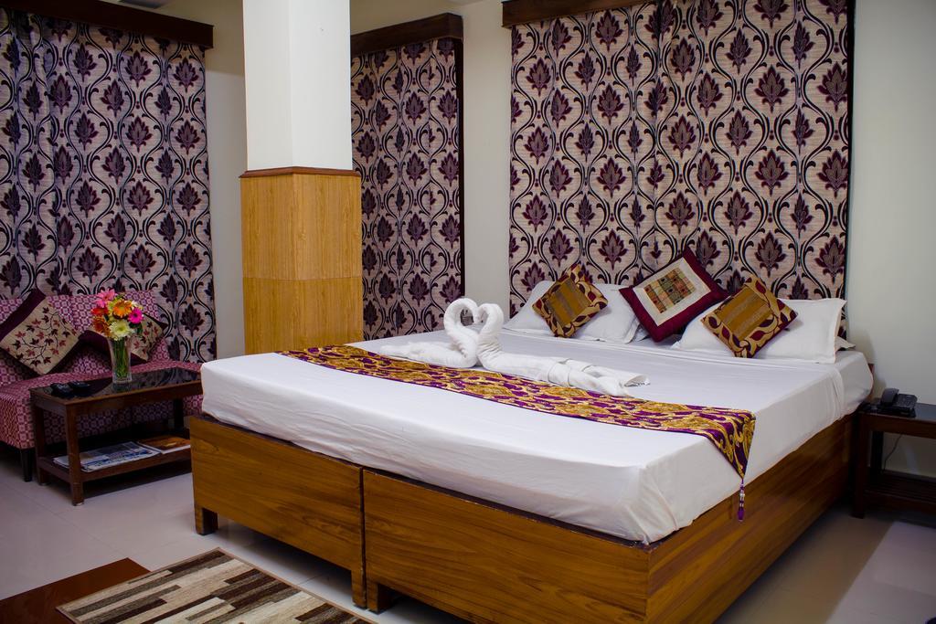 Tashi Thendup Hotel Gangtok Exterior photo